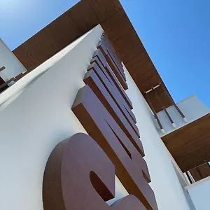 Saint Tropez Hotel